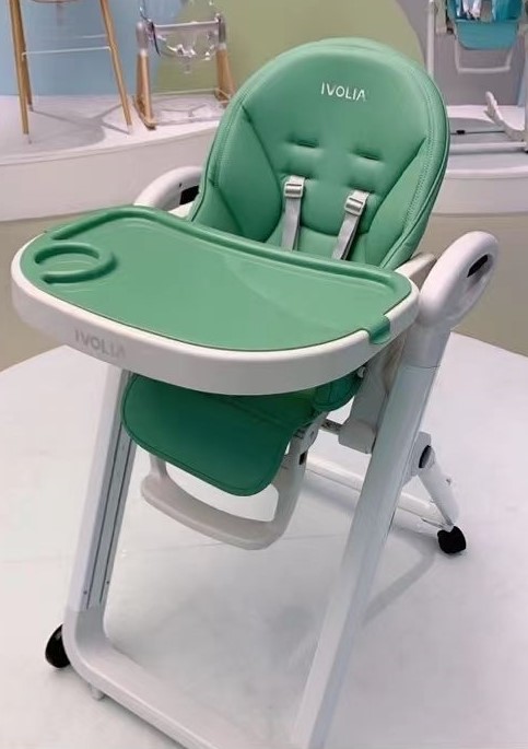 FEEDING CHAIR