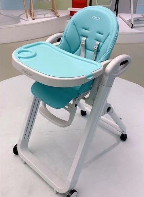 FEEDING CHAIR2
